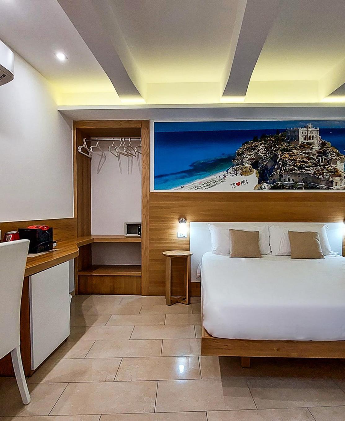Don Francisco Rooms - Tropea Exteriör bild